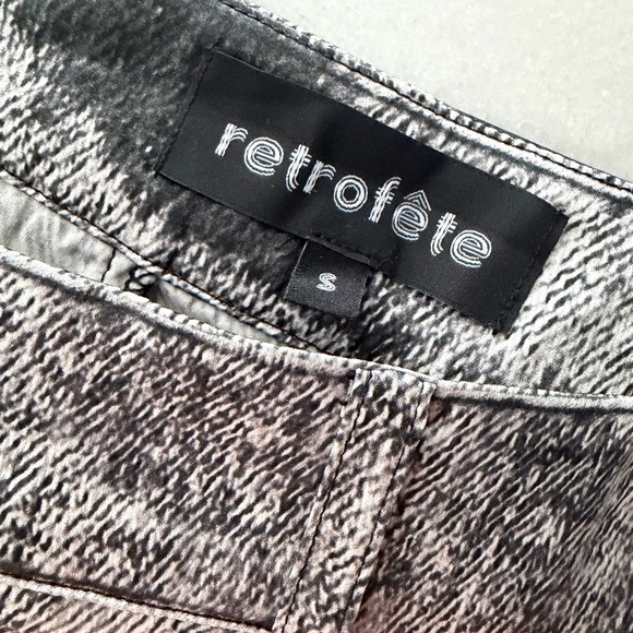 Retrofete Gray Straight Leg Pants - Picture 7 of 8